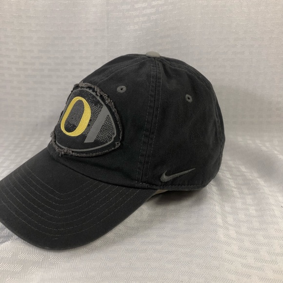 Nike Distressed Look Oregon Rose Bowl Buckle Hat - Picture 7 of 8